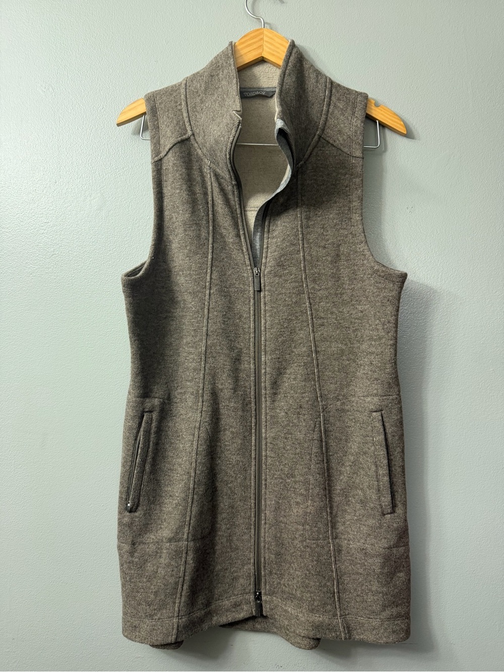 Toad & Co Sleeveless Zip-Front wool Women’s Vest Jacket in Taupe large